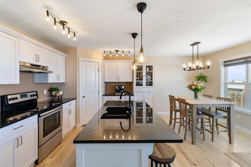 9307 94 Street  - Photo 12