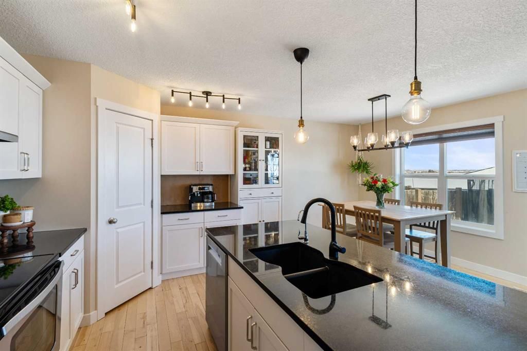 9307 94 Street  - Photo 13