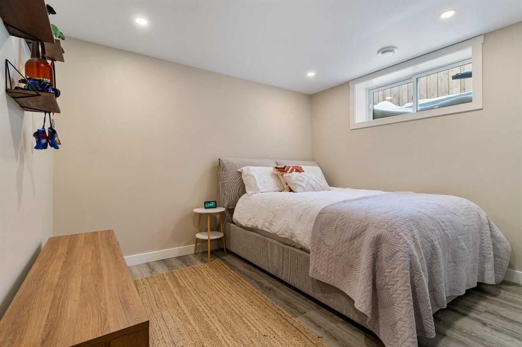 9307 94 Street  - Photo 29