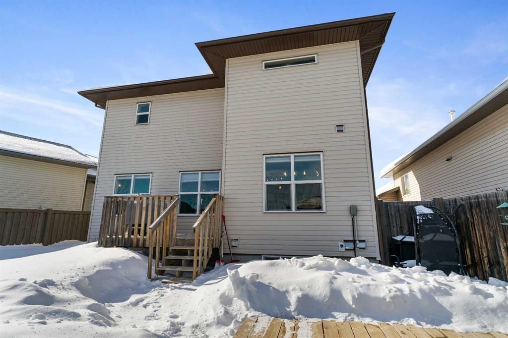 9307 94 Street  - Photo 38