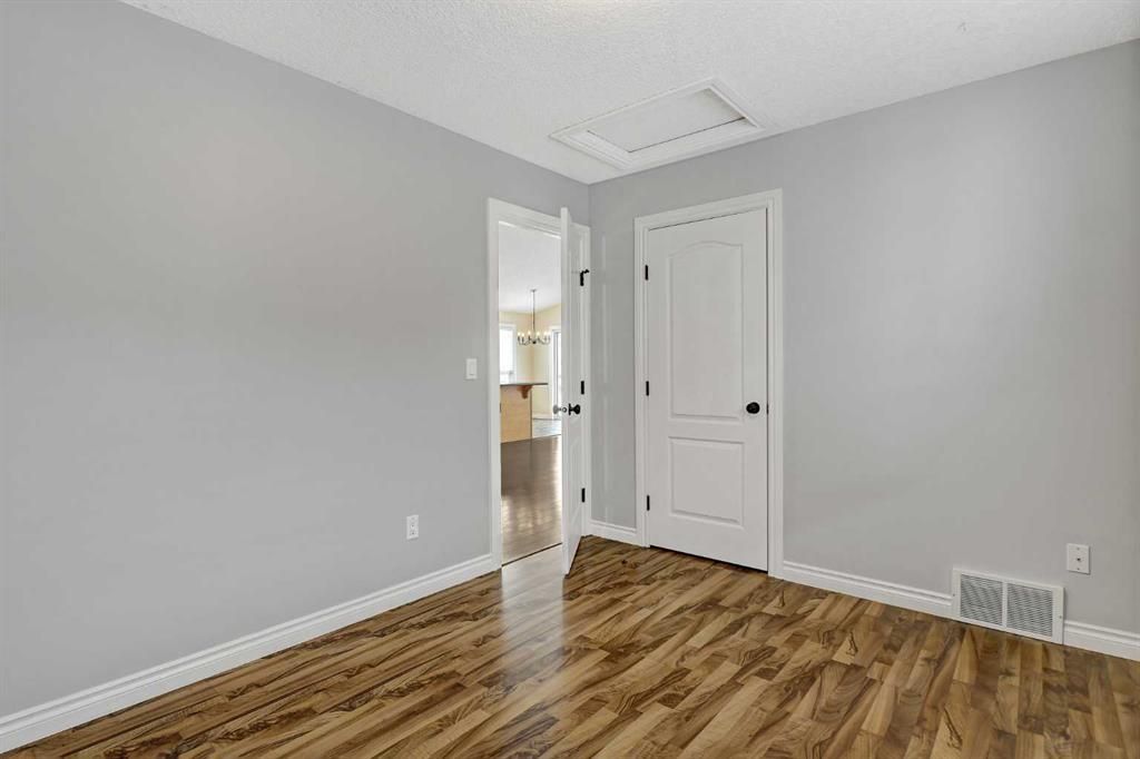 12702 Crystal Lake Drive  - Photo 23