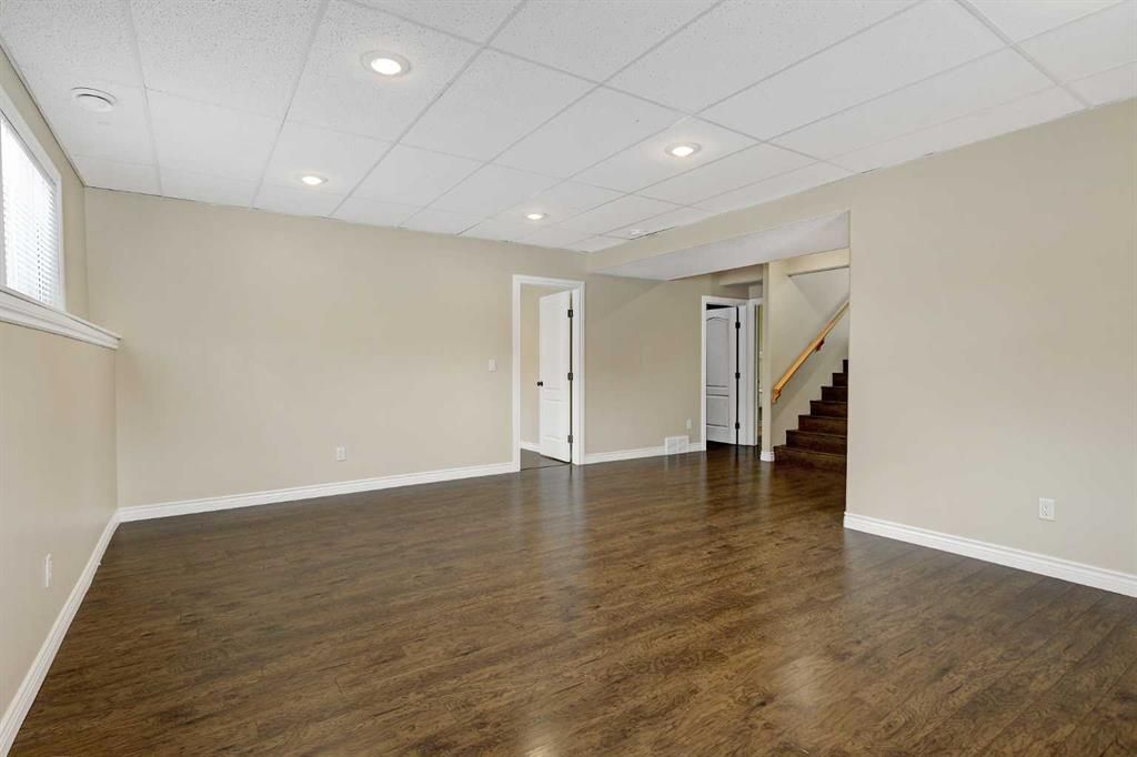 12702 Crystal Lake Drive  - Photo 30