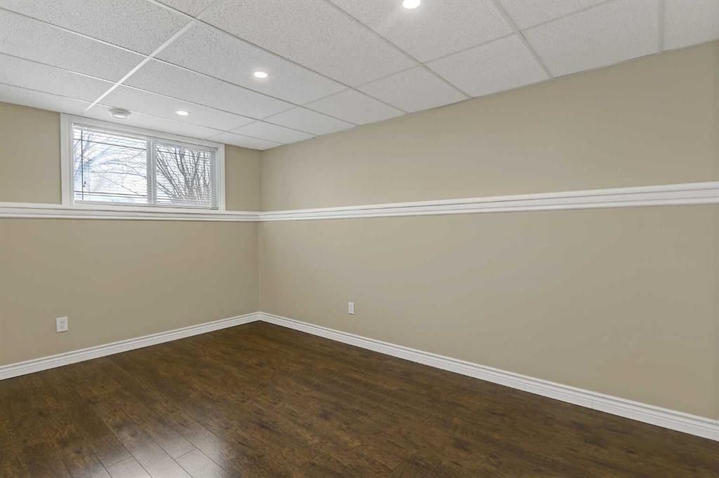 12702 Crystal Lake Drive  - Photo 35