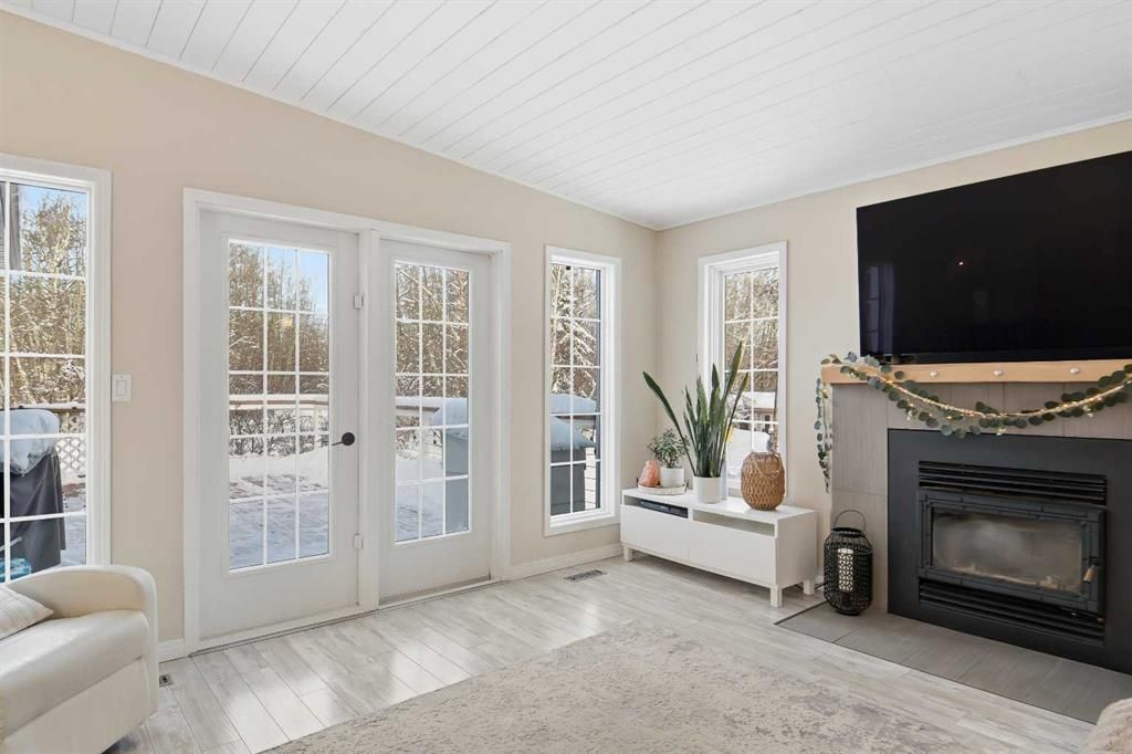 714074 Range Road 90   - Photo 13