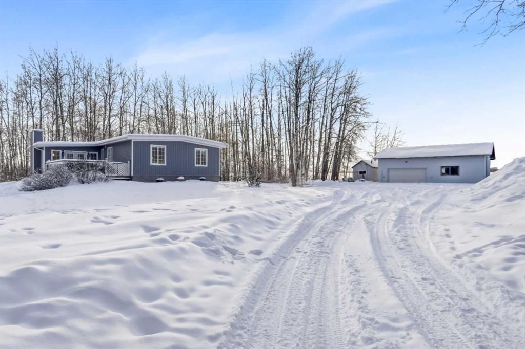 714074 Range Road 90   - Photo 2