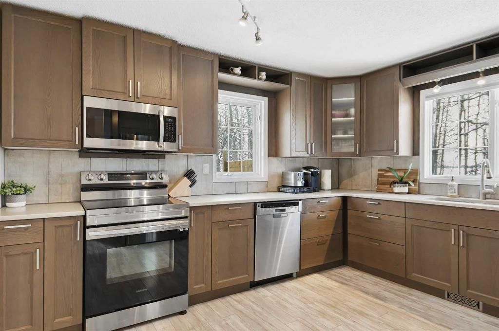 714074 Range Road 90   - Photo 5