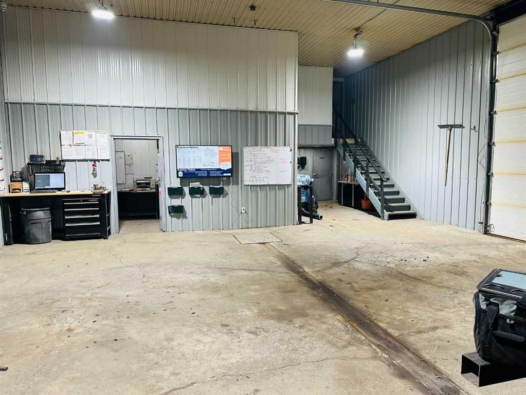 722003 Range Road 53   - Photo 11