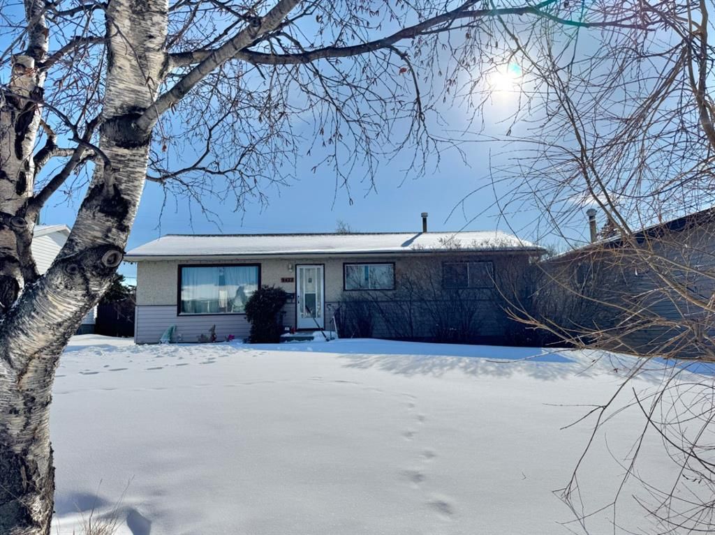 9437 113 Avenue  - Photo 1