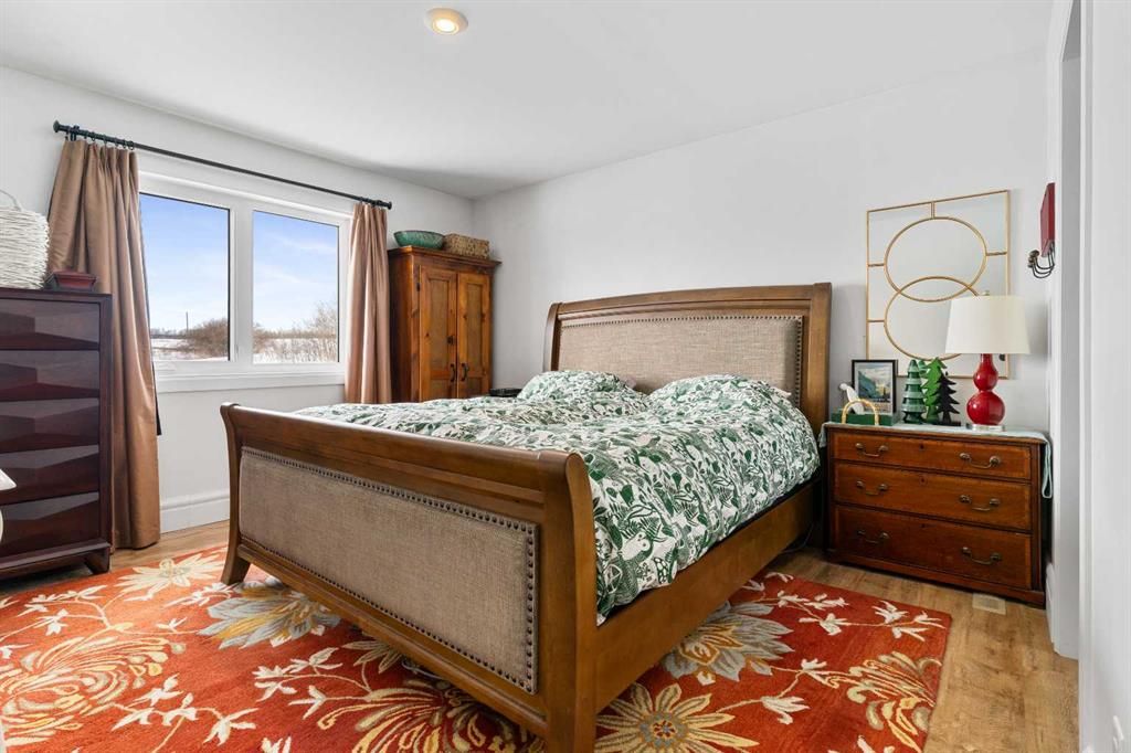 44021 TWP Road 742   - Photo 16