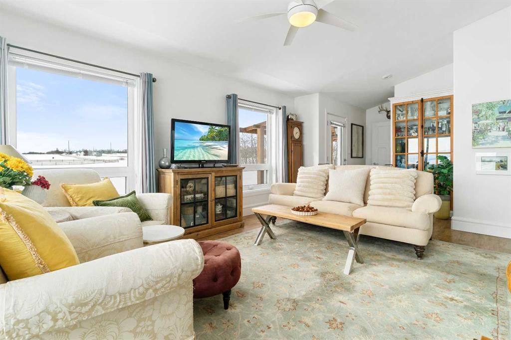 44021 TWP Road 742   - Photo 8