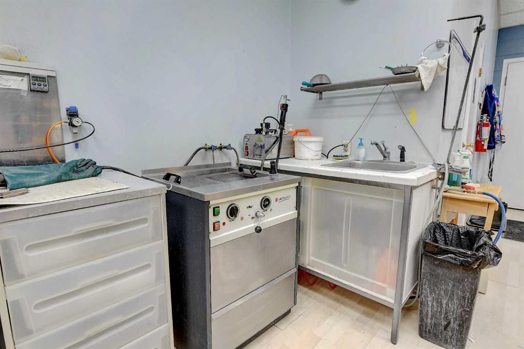 10018 101 Avenue  - Photo 18