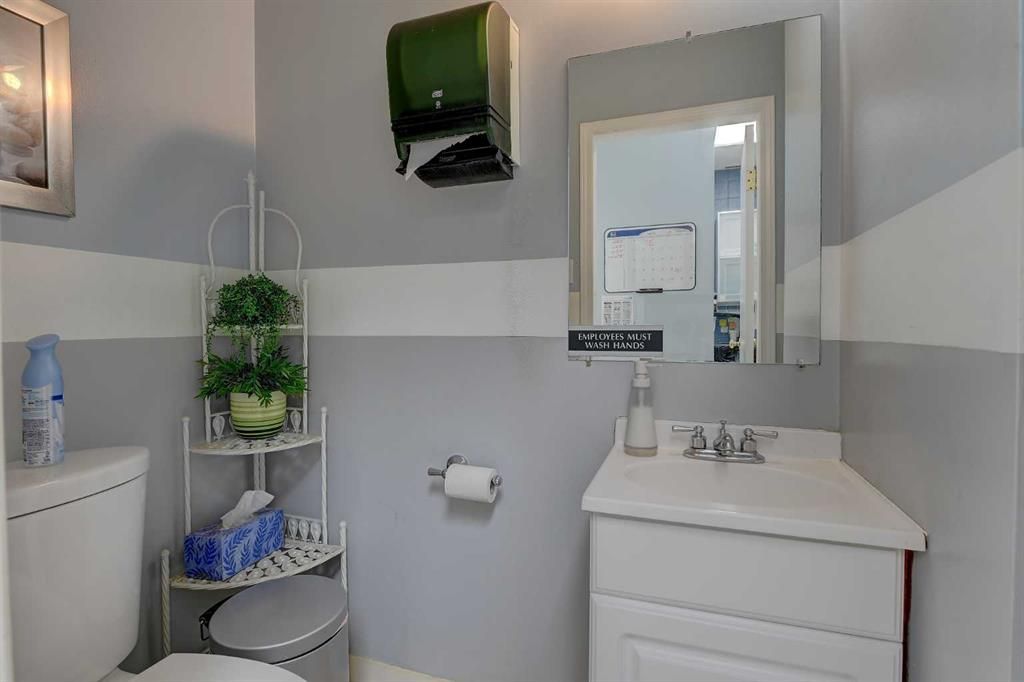 10018 101 Avenue  - Photo 5