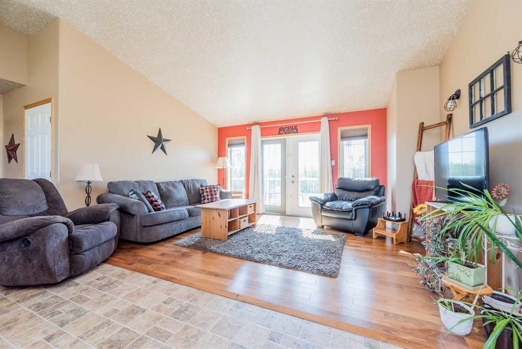 734082B Range Road 51   - Photo 17