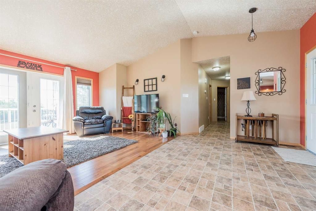 734082B Range Road 51   - Photo 19