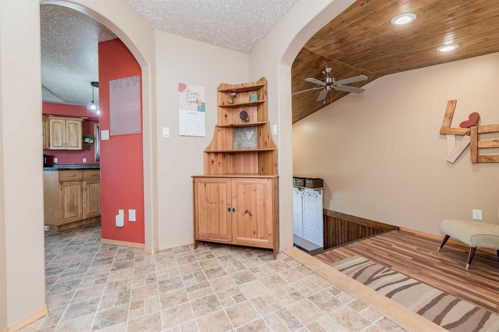 734082B Range Road 51   - Photo 5