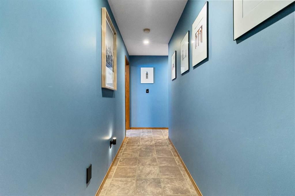 1705, 60017 704A Township  - Photo 40