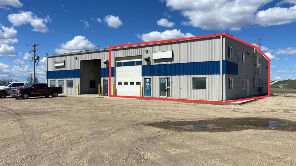 10828 99 Street  - Photo 1