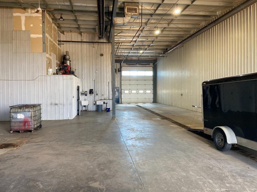 10828 99 Street  - Photo 8