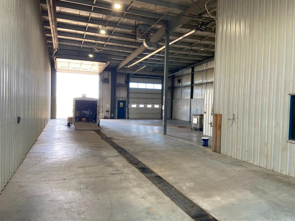 10828 99 Street  - Photo 9