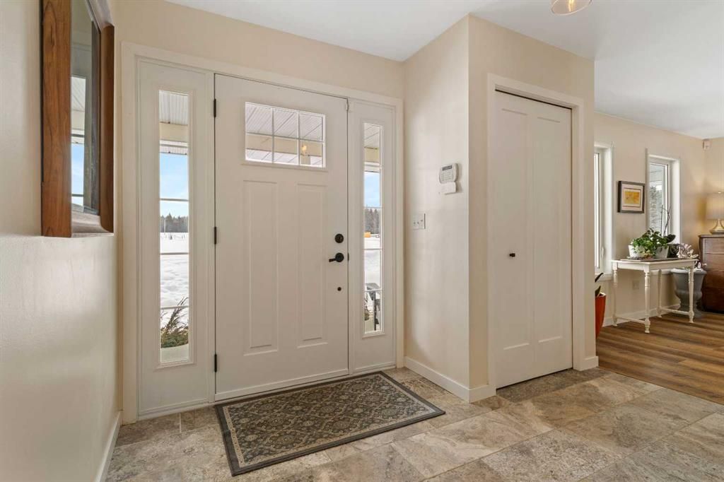 744044 Range Road 51   - Photo 5