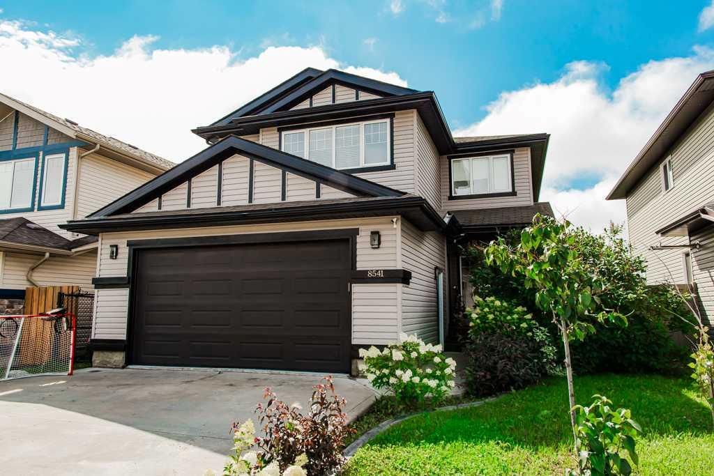 8541 102 Avenue - Photo 1