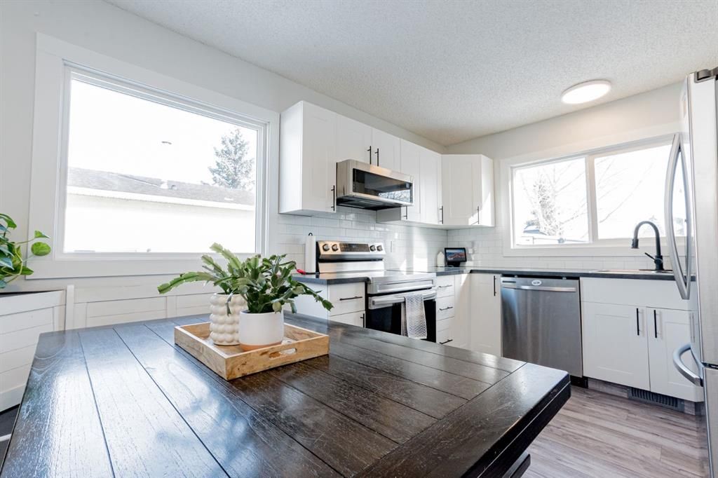 9547 74 Avenue  - Photo 10