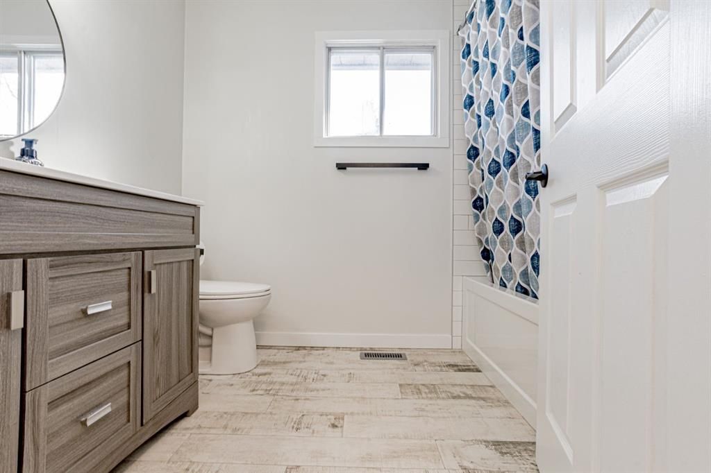 9547 74 Avenue  - Photo 24