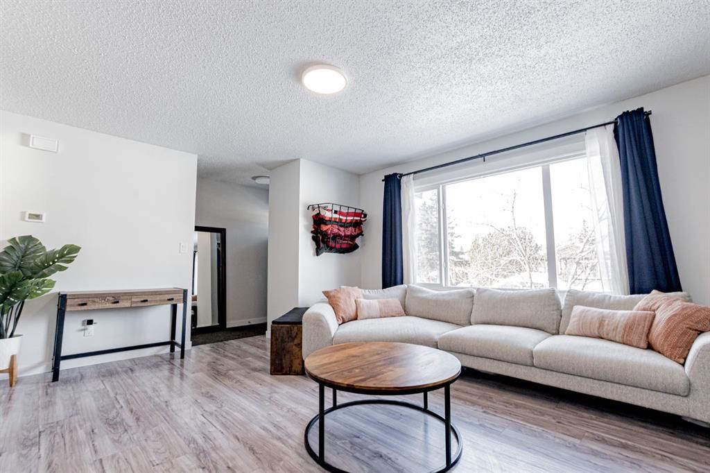 9547 74 Avenue  - Photo 3