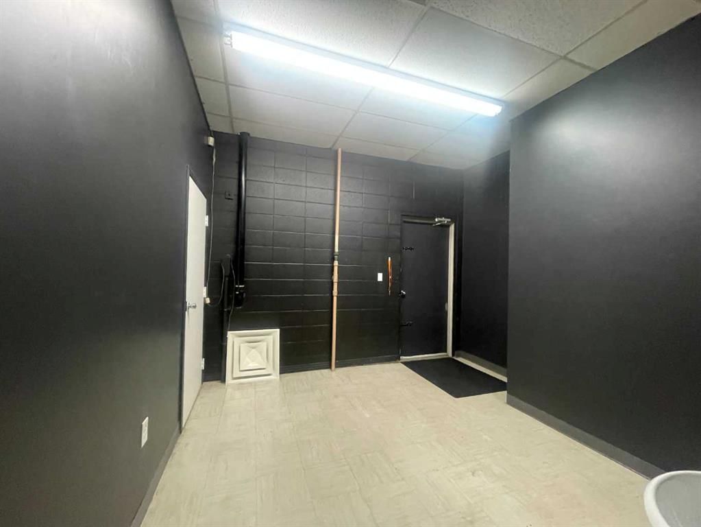 10018 101 Avenue  - Photo 12