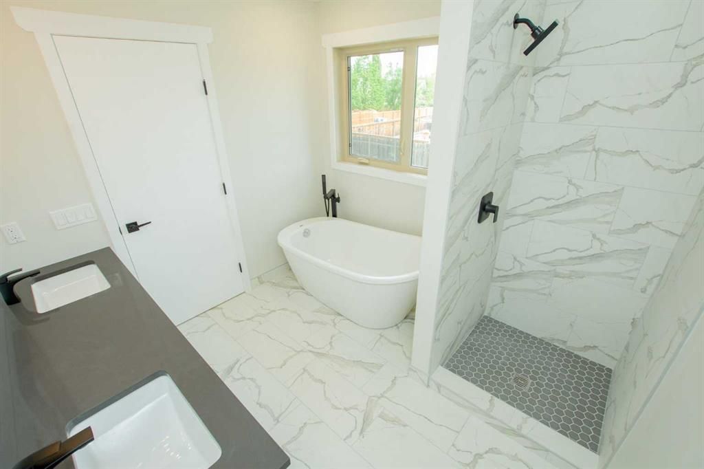 8862 60 Avenue  - Photo 17