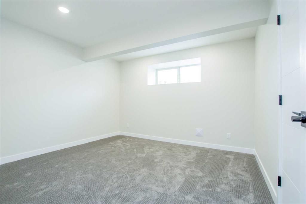 8862 60 Avenue  - Photo 24