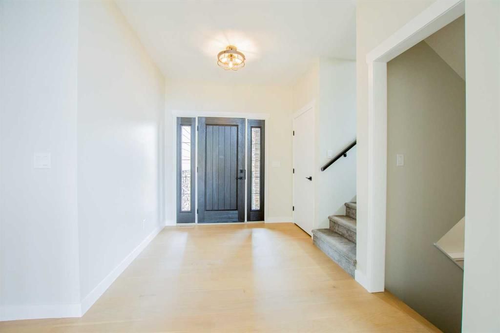 8862 60 Avenue  - Photo 3