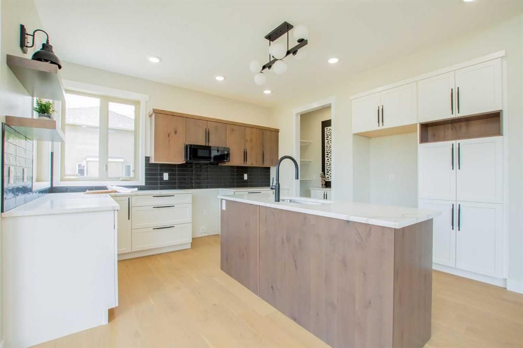 8862 60 Avenue  - Photo 8