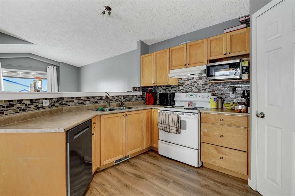 12901 93A Street  - Photo 8