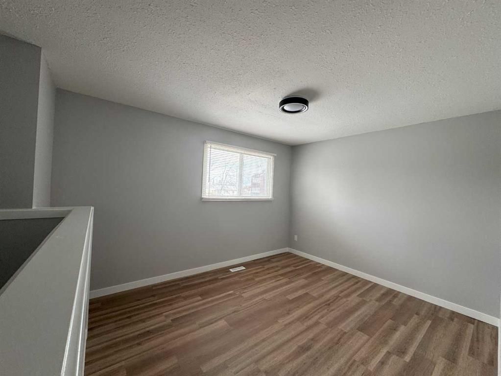 10021 106 Avenue  - Photo 12