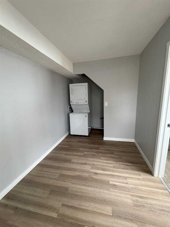 10021 106 Avenue  - Photo 3