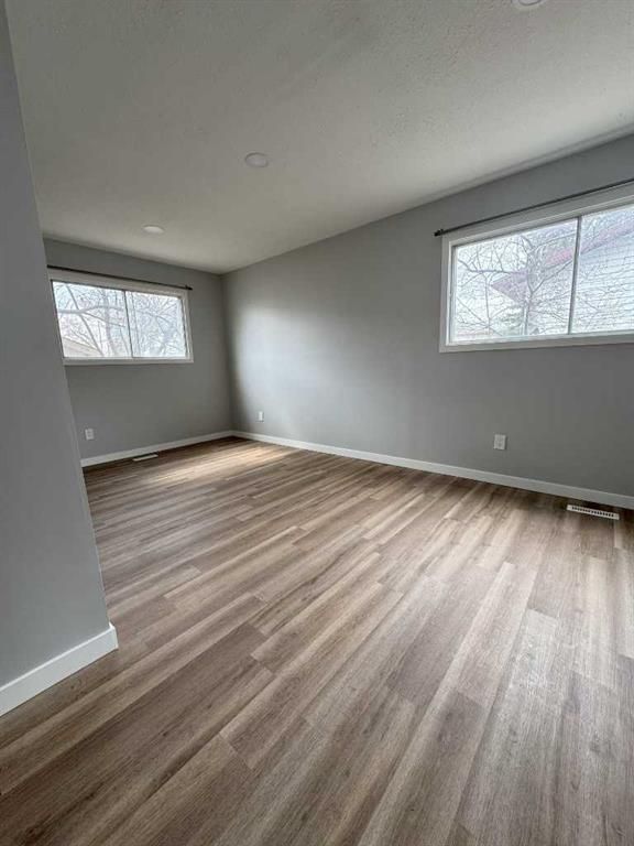 10021 106 Avenue  - Photo 8