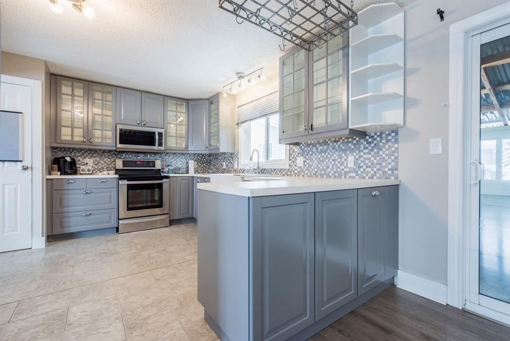 6929 96 Street  - Photo 9