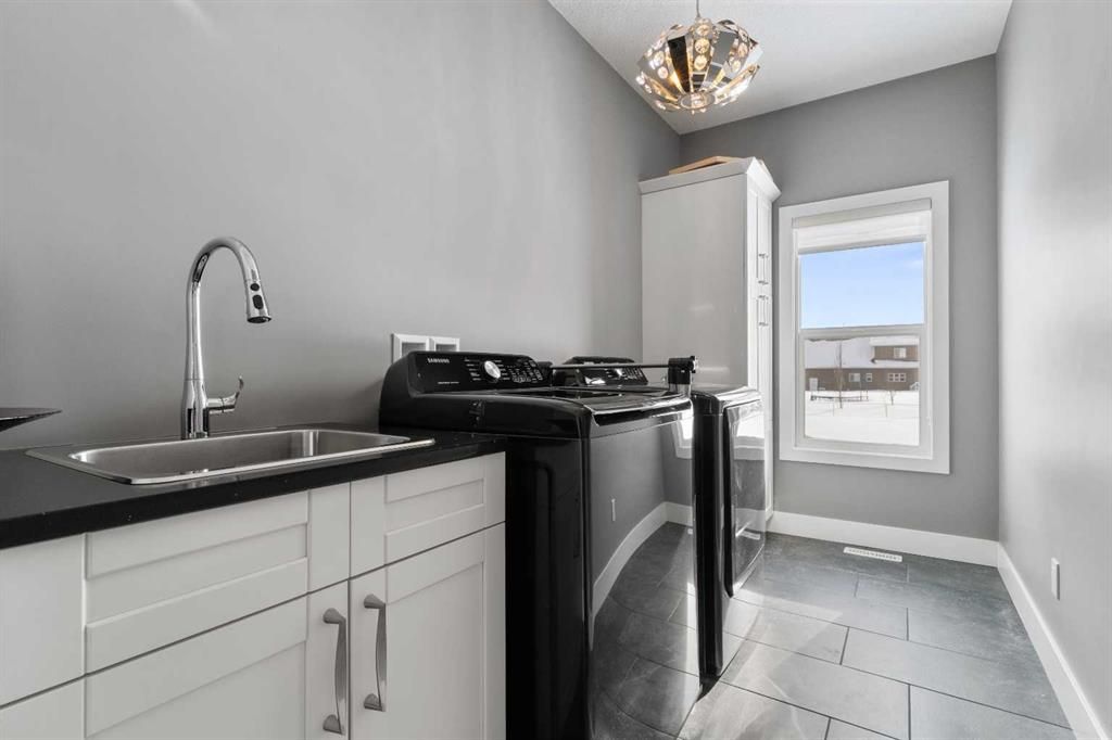 7625 Belgrave Road  - Photo 27