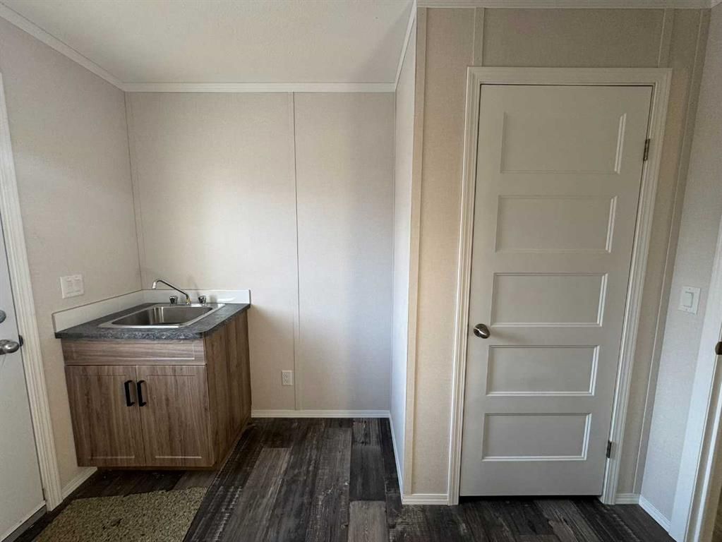 816 5th Avenue  - Photo 12