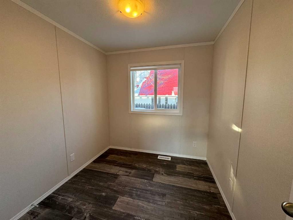 816 5th Avenue  - Photo 8