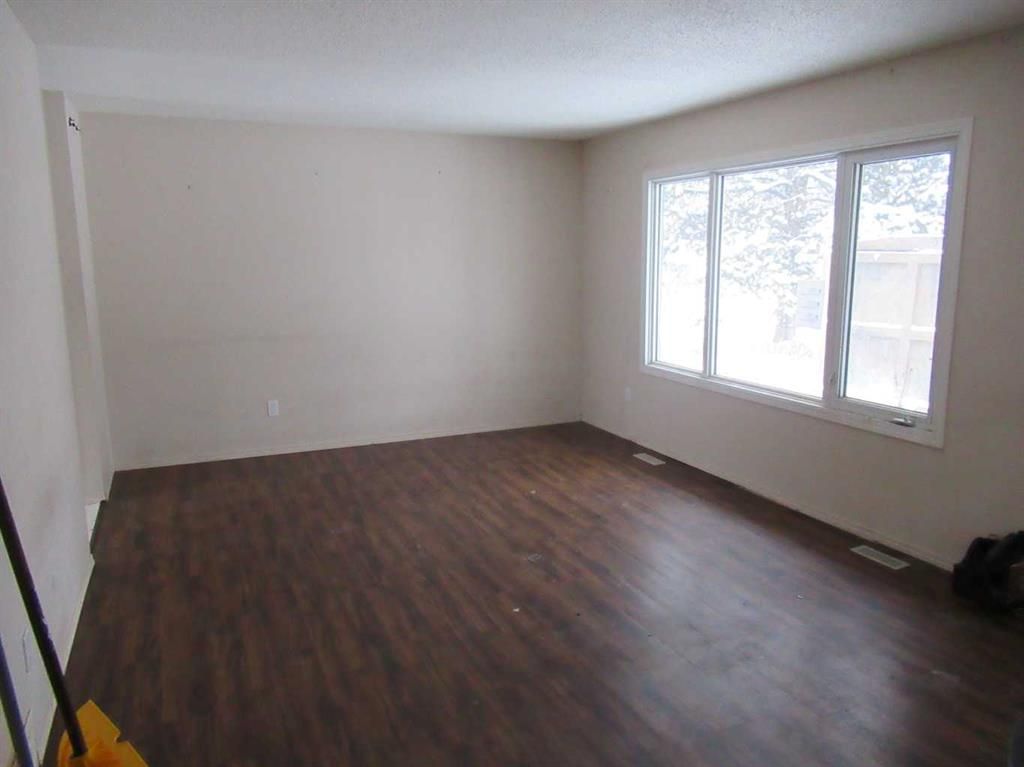 9811 80 Avenue  - Photo 8