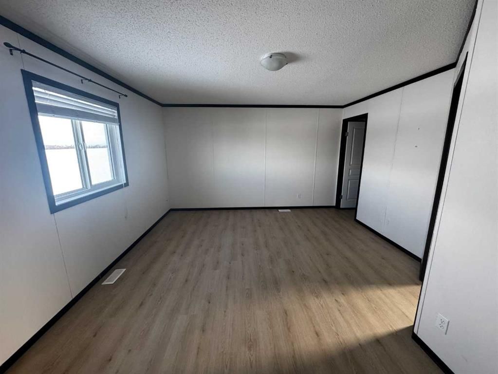 Pt: NE-8-73-5-W6 RGE RD 54   - Photo 6