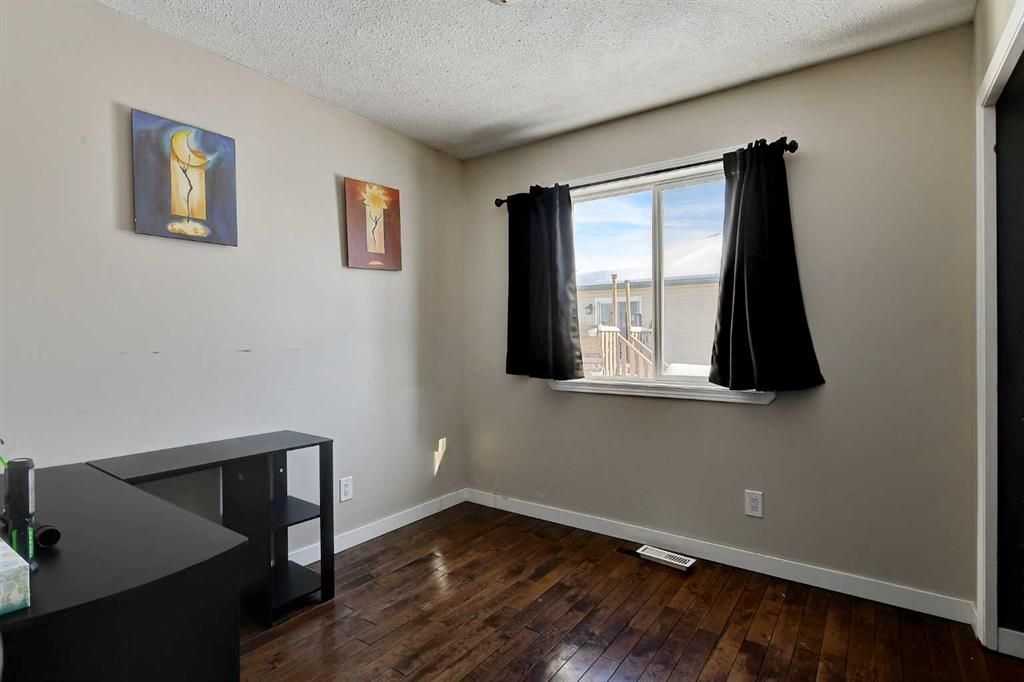 9302 113A Avenue  - Photo 12