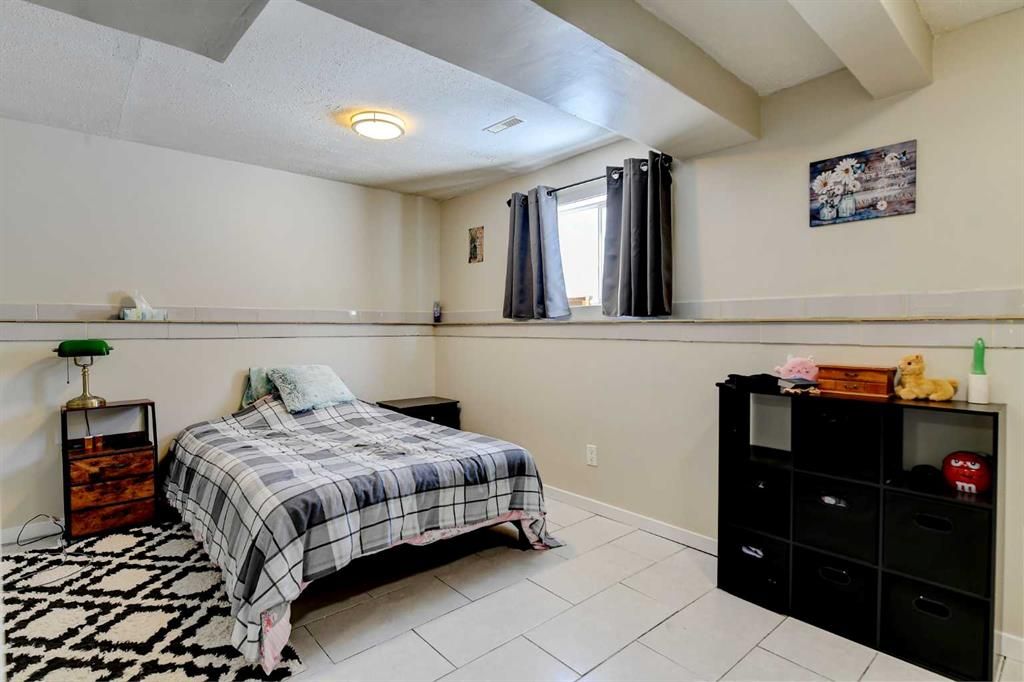 9302 113A Avenue  - Photo 27