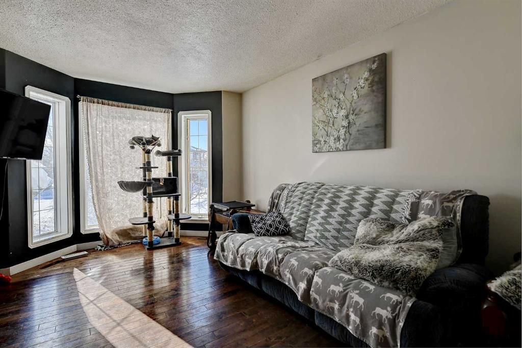 9302 113A Avenue  - Photo 3