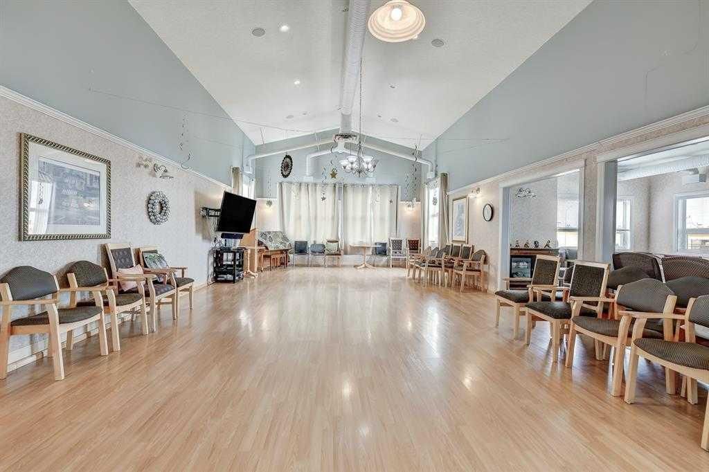424, 10402 111 Street  - Photo 7