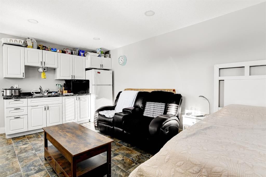 16006 105 Street  - Photo 45