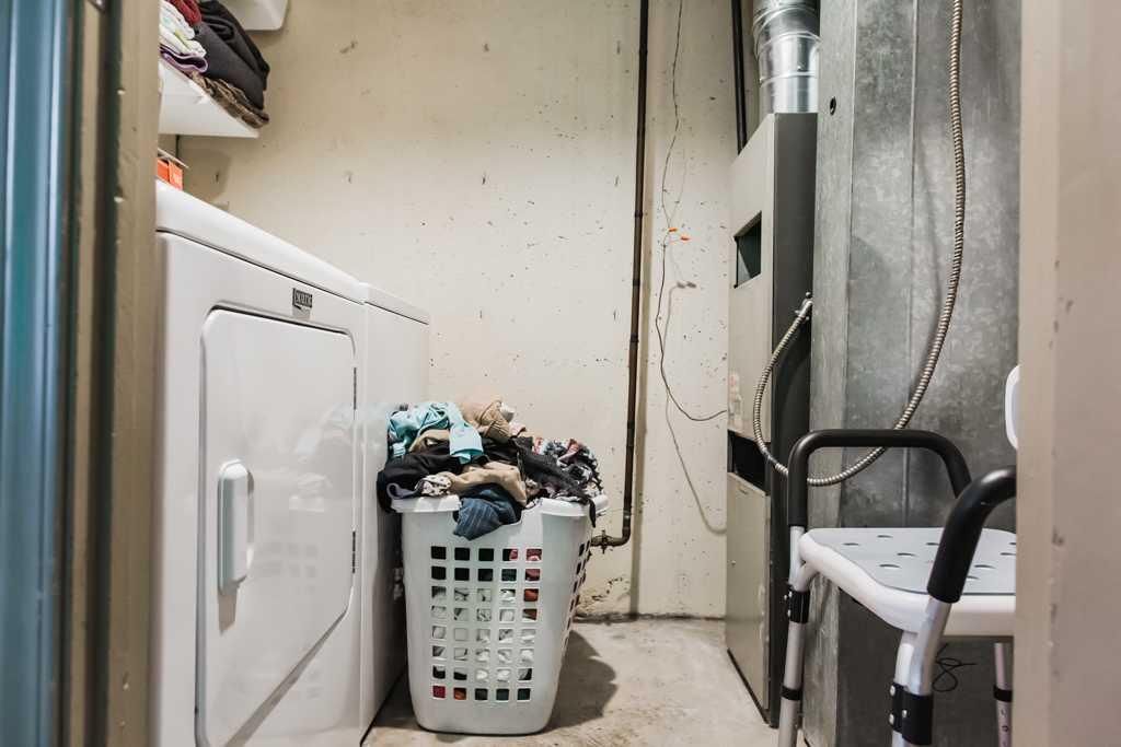 9303 101 Avenue  - Photo 20