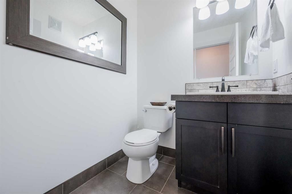 7434 115B Street  - Photo 13